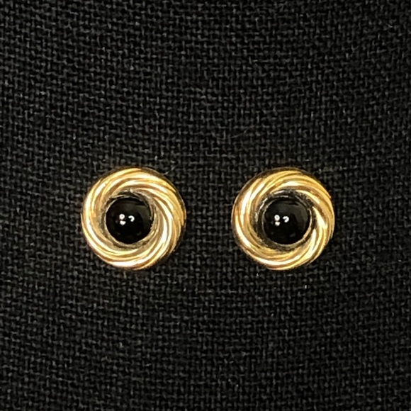 14k Gold Swirl Button and Onyx Cabochon Stud Vintage Earrings - Picture 1 of 10